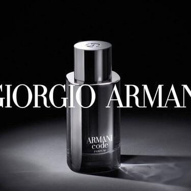 Perfumes Similar to Armani Code Femme  : Discover the Perfect Match