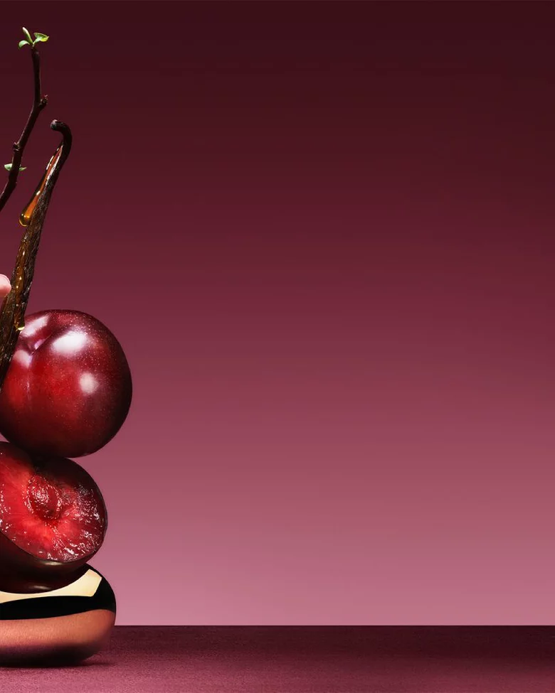 Cuir Rubis olfaction visual with plum, licorice and leather-inspired elements.