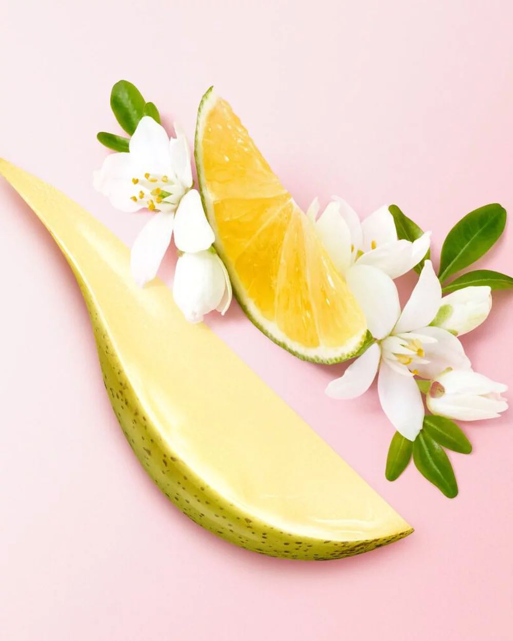 BERGAMOT HEART, ORANGE BLOSSOM, & PEAR ACCORD