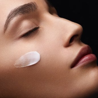 Giorgio Armani Crema Nera