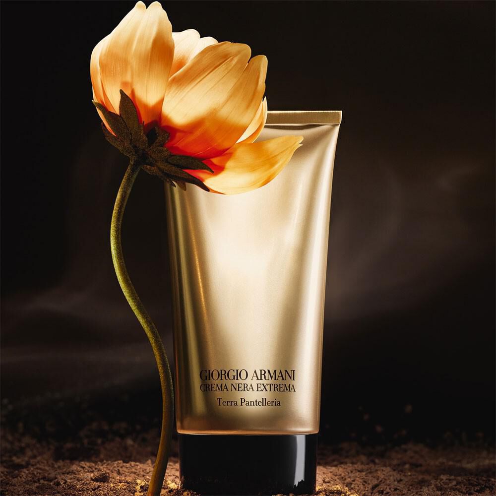 giorgio armani crema nera extrema terra pantelleria