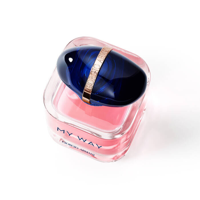 armani code girl