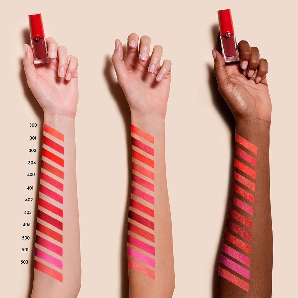 Armani lip store magnet 304