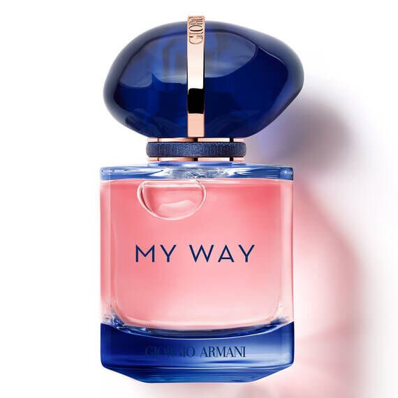 Giorgio armani online perfume boots